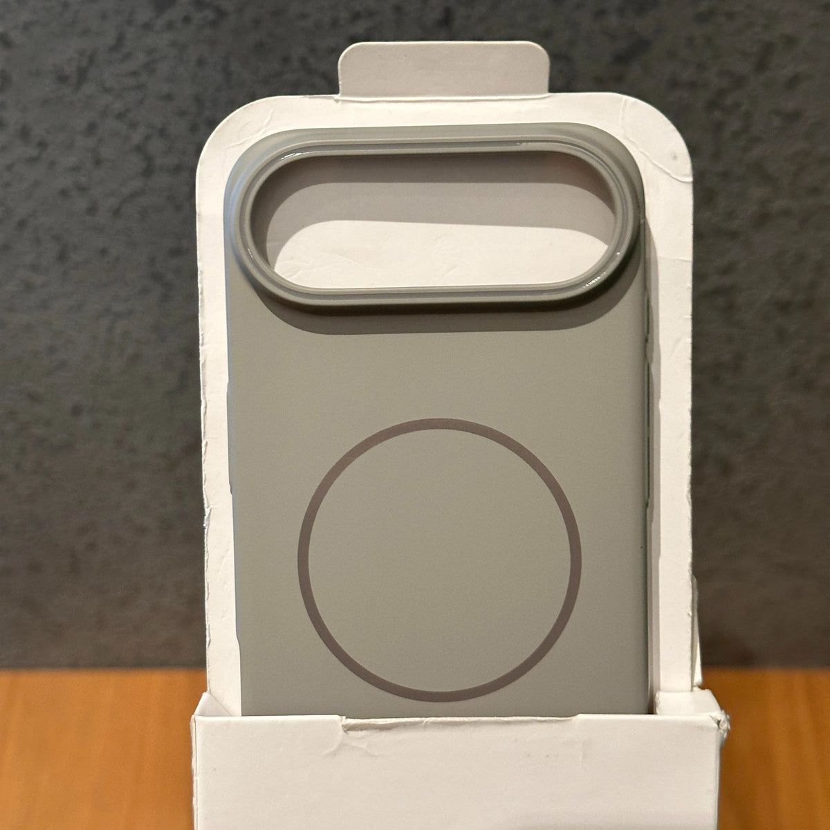 Luxury Matte For Magsafe Charge Magnetic Case for iPhone 17 Air 16 15 14 Plus 13 12 Mini Pro Max 11 Hard Shockproof Bumper Cover