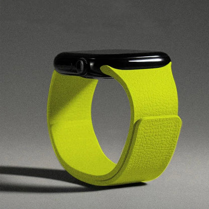Silicone Magnetic Strap for Apple watch Bands 44mm 40mm 41mm 42mm 46mm 45mm 49mm correa iWatch Series 11 10 SE3 9 8 7 6 Ultra3 2