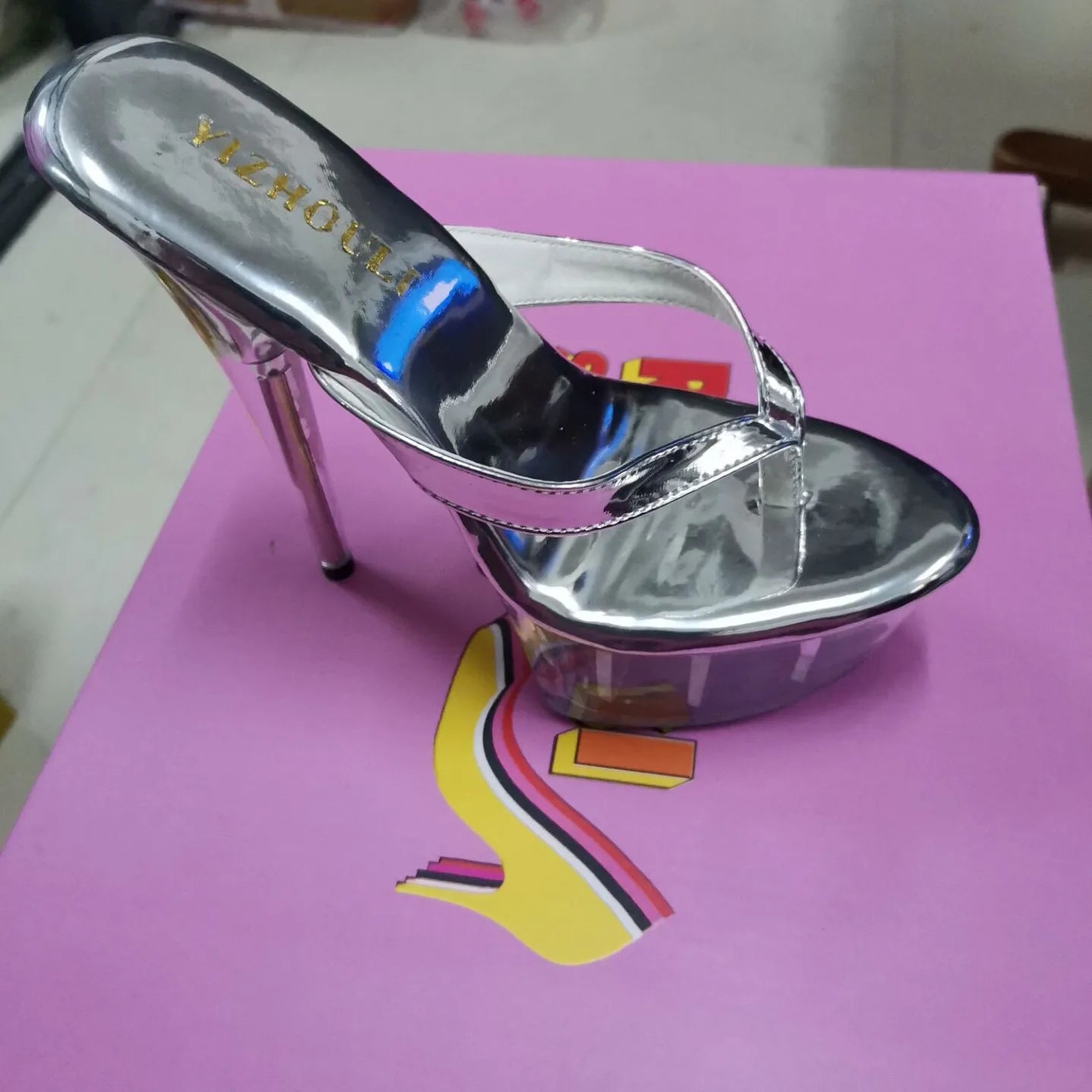 Stylish 15cm princess slippers for the summer, sexy nightclub heels, and 6-inch stiletto slippers with lacquered heels