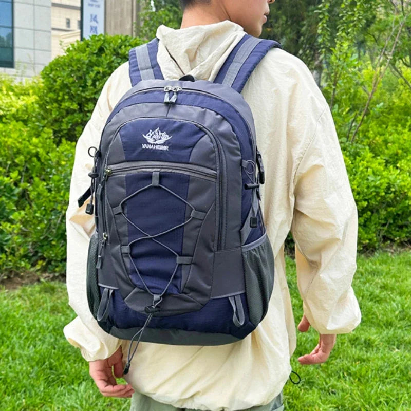 Waterproof Hiking Backpack Lightweight Outdoor Hiking Bag Large Capacity Travel Bag Hiking Cycling Backpack For Men And Women