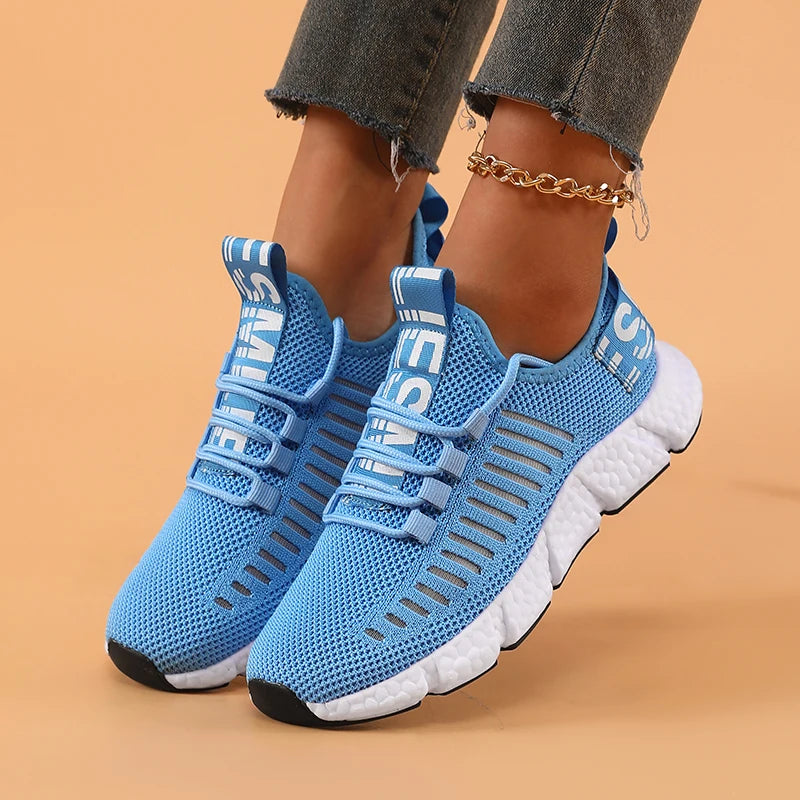 Shoes Woman Outdoor Training Lightweight Sports Soft Sole Comfortable Lace Up Mesh Casual Shoes Large Breathable Sports Shoes