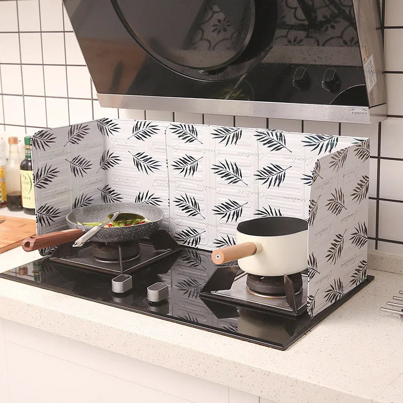 Anti-Splashing Stove Oil Baffle Plate Foldable Kitchen Oil Proof Shield Aluminum Foil Cooking Baffle Splash Guard Board Stove