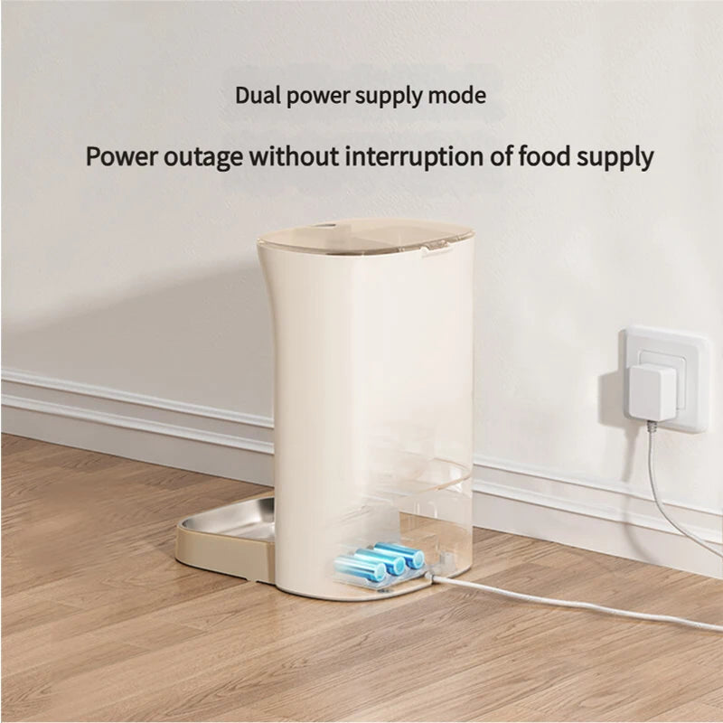 Automatic dog food dispenser with insect-proof seal and timed feeding; 4 meals/10-cup pet food dispenser