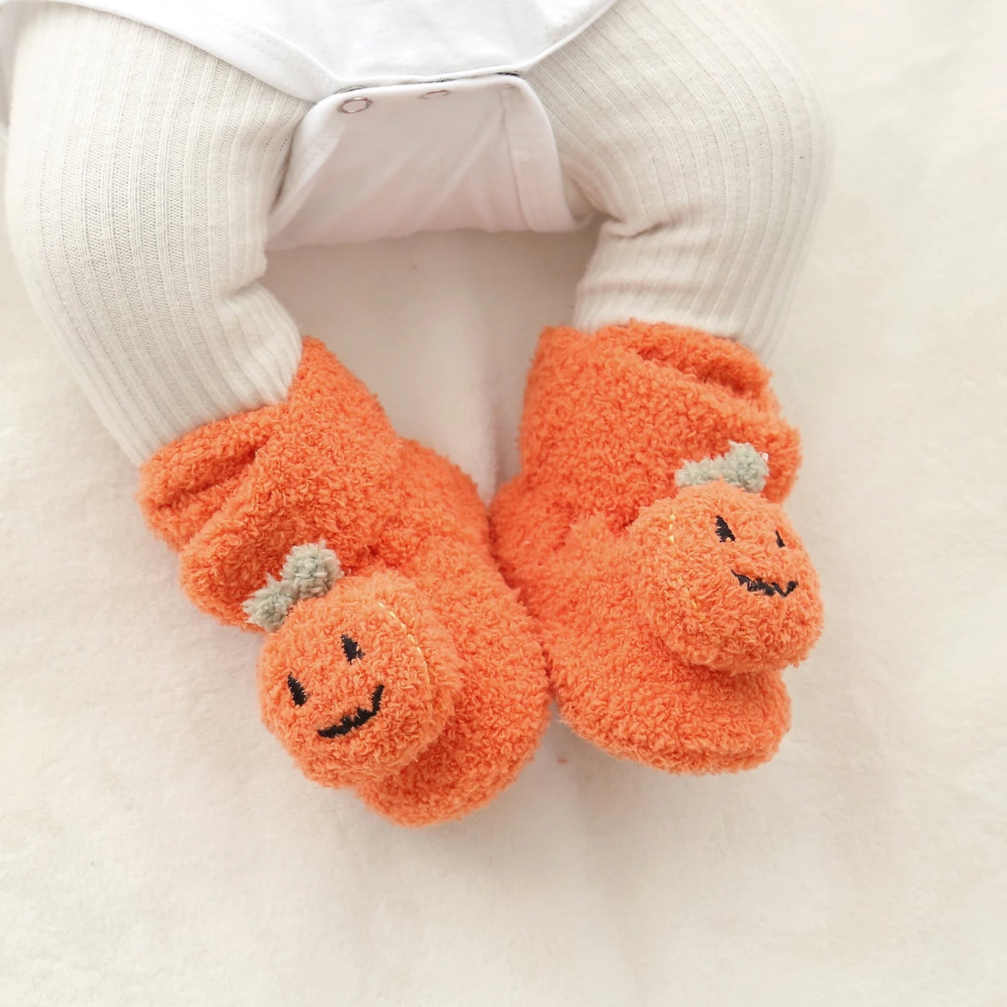 Halloween Pumpkin Baby Booties Stay On Slipper Winter Warm Soft Shoes Newborn Crib Sock Shoes