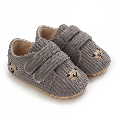 Boys and Girls Panda Sports Shoes in Spring and Autumn Seasons