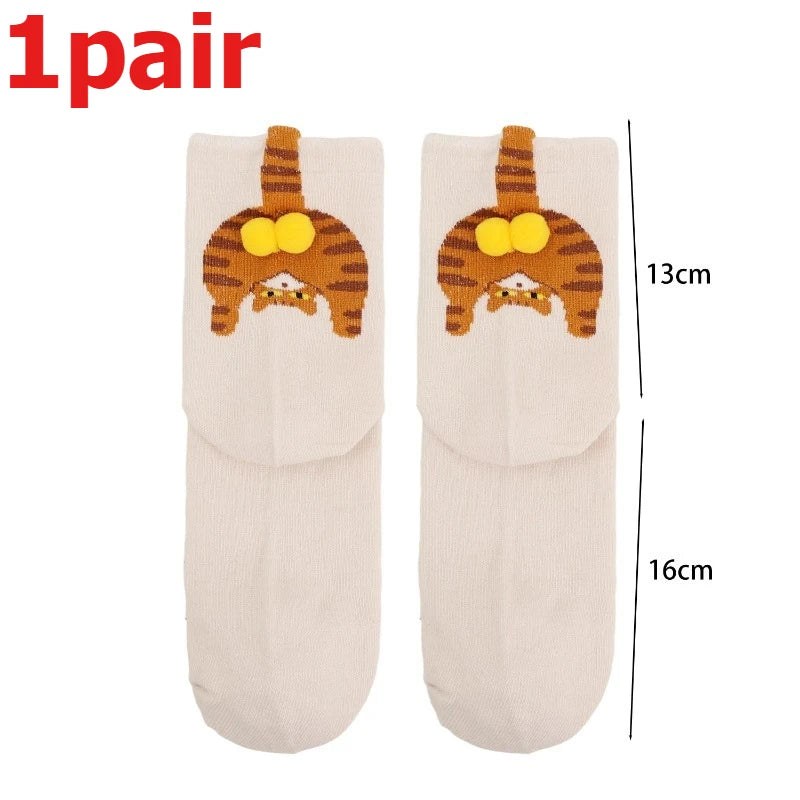 4pcs Funny Abstract 3D Cat Butt Mid-Tube Socks Cartoon Quirky Cotton Casual Socks Cat Egg Floor Sock for Cute Girls Couple Gifts