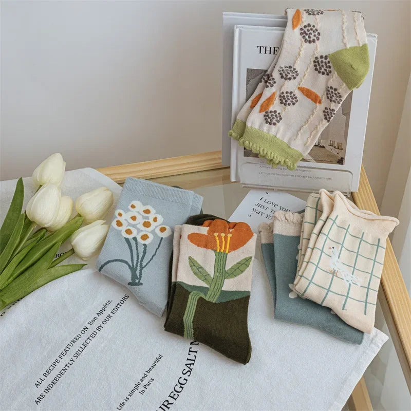 New Style Crew Socks for Women Spring Fashion Cute Flower Long Cotton Socks Japanese Style Breathable Casual Trendy Absorb Sweat