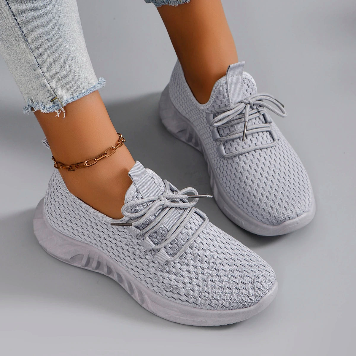 Spring new women's sports shoes, fashionable, breathable, lightweight, non-slip, wear-resistant, casual sports shoes, flat shoes