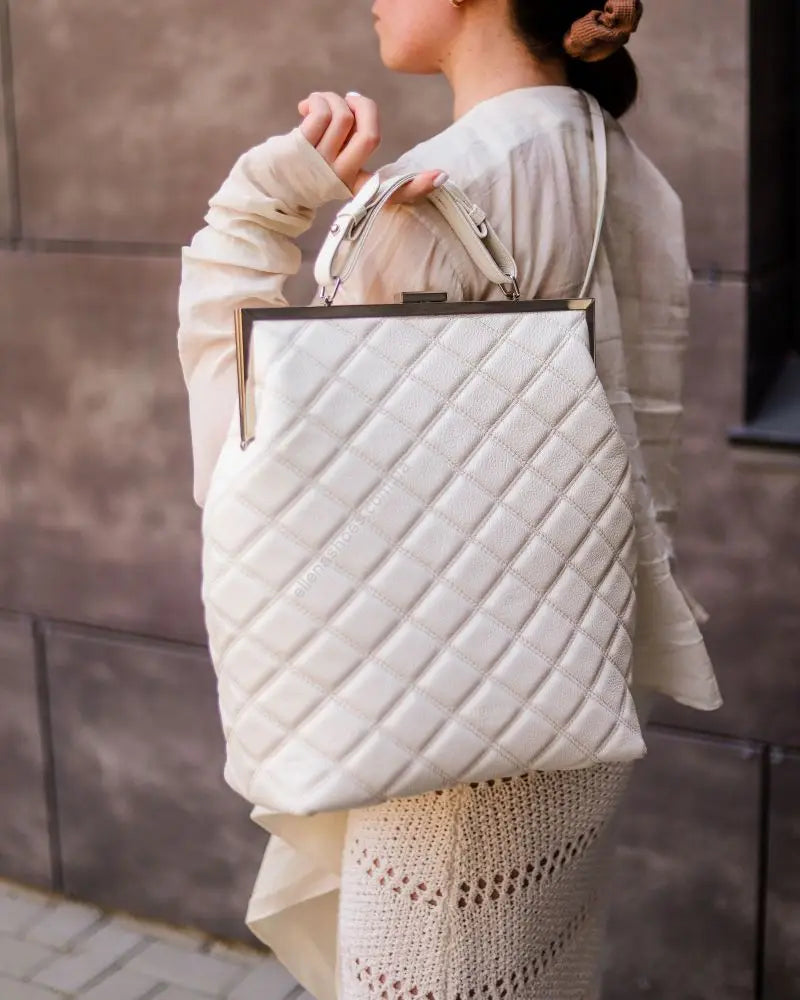 LOST IN VINTAGE Artificial Leather Bag Rhombus Fabric Kiss-lock Big Female Clutch Handbag Proudly Carried In Hand 36x30x15cm
