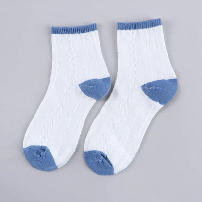 Comfortable Casual Fashion Autumn Cartoon Winter Cotton Sport Women Hosiery Middle Tube Socks Bear Socks Couple Socks