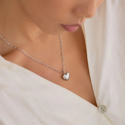New Cross-border Couple Cavicle Chain Geometric Heart-shaped Light Luxury Temperament Simple Sweet Love Pendant Necklace Jewelry