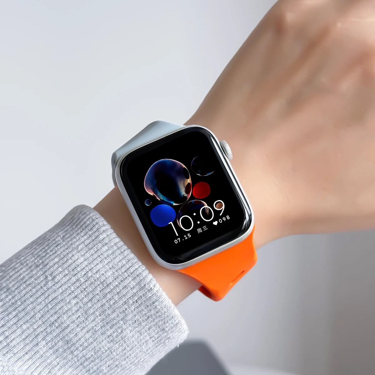 Silicone Sport Band for Apple Watch Ultra 3/2 49mm 42 44 38 40 41mm Two Tone Adjustable Strap for Iwatch S11 10 9 8 7 6 SE3 Belt