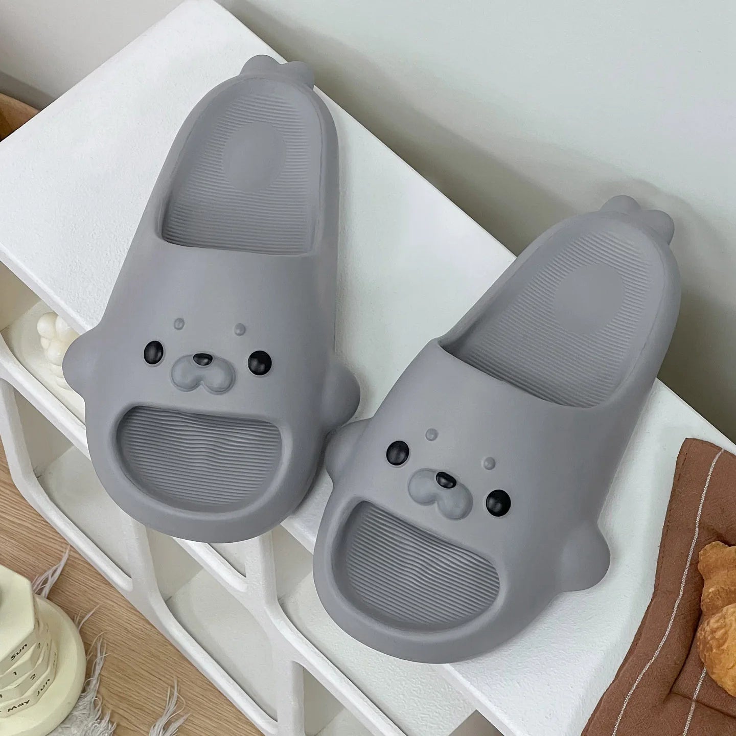 Cloud Seal Slipper Women Bear Cute Sandals Summer Flip Flops Beach Slides House Casual Room Home Shoes Kawai Flat Female Eva Men
