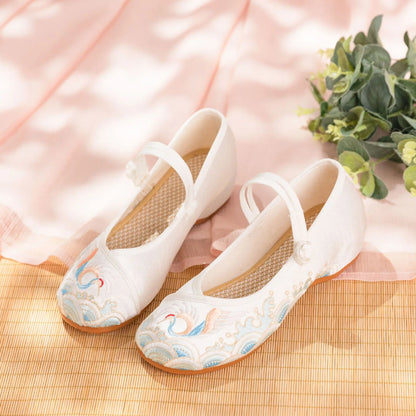 Embroidery Old Beijing Cloth Shoes Streetwear Embroidery Casual Vintage Cheongsam Autumn Sneakers Women Shoes Ethnic Style