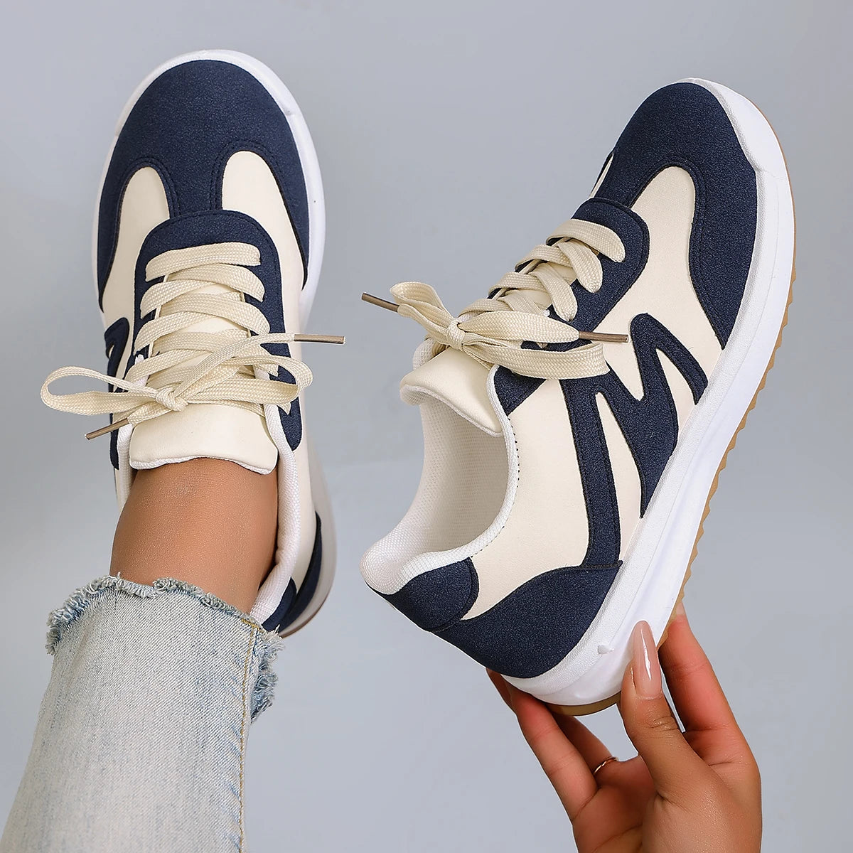 Spring new women's sports shoes, fashionable, breathable, lightweight, non-slip, wear-resistant, casual sports shoes, flat shoes