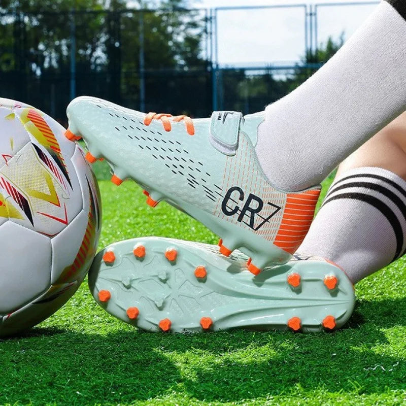 New Children Football Boots Outdoor Trainers Soccer Shoes for Kids Boys Girls Hook Loop Football Cleats Futsal Sneakers 28-39