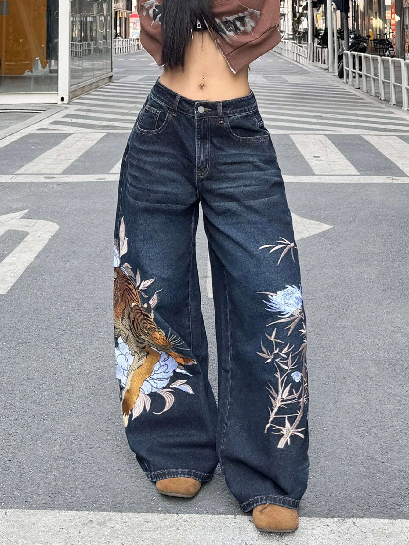 American Street Fashion Tiger And Flower Embroidery Style Pants, Dark Color, Versatile, Loose-Fitting Jeans, Street Outfit