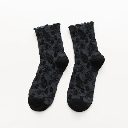 Harajuku Retro Vintage Frilly Ruffle Socks Women Korean Fashion Lace Flower Crew Socks Ethnic Japanese Kawaii Girls Cute Socks