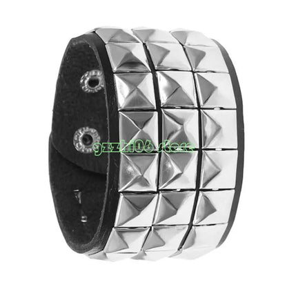 T5UF Stylish Punk Rock Bracelet Square Rivets Punk Wristband Trendy Gothic Jewelry Suitable for Individuality and Comfort
