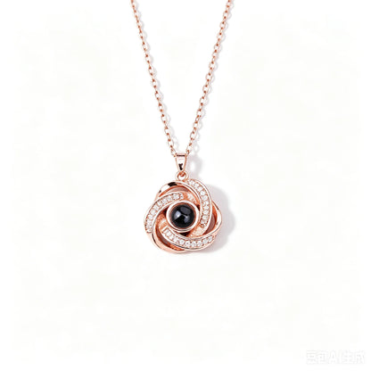 Love Heart Necklace 100 Languages I Love You Projection Pendant Jewelry For Mom Girlfriend Birthday Christmas Romantic Gifts