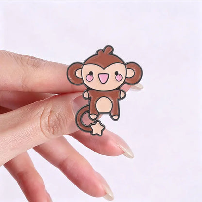 Cute Monkey Enamel Pins Cartoon Star Tail Ape Floral Kawaii Animal Brooches Lapel Backpack Badge Fashion Jewelry Gift for Friend