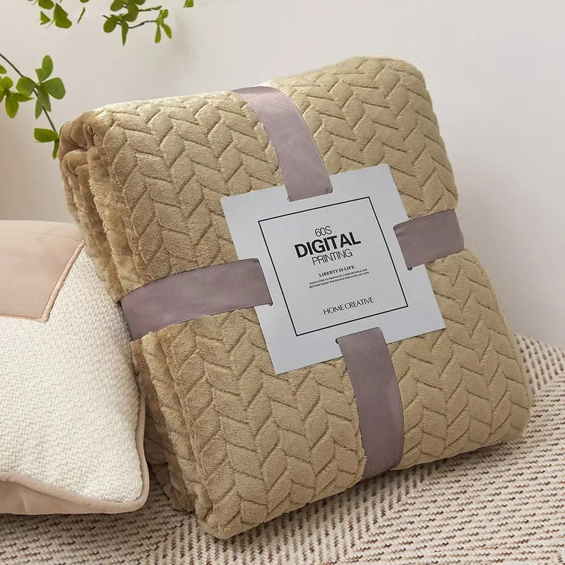 Fluffy Coral Velvet Blanket Flannel Plush Comfortable Thickened and Warm Soft Sofa Throw Blanket for Air-Conditioned Room Luxury