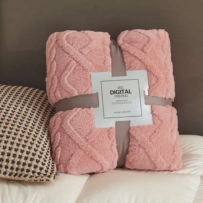 Fluffy Coral Velvet Throw Blanket – Soft Plush & Warm, Thickened Flannel, Comfortable for  Air-Conditioned Room, Luxury Decor