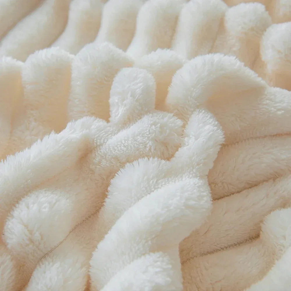 Coral Fleece Flannel Blanket 300GSM Ultra Soft Microfiber Plush Throw Blanket Warm Striped Cozy Blanket for Couch Bed Sofa