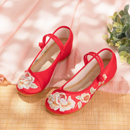 Embroidery Old Beijing Cloth Shoes Streetwear Embroidery Casual Vintage Cheongsam Autumn Sneakers Women Shoes Ethnic Style