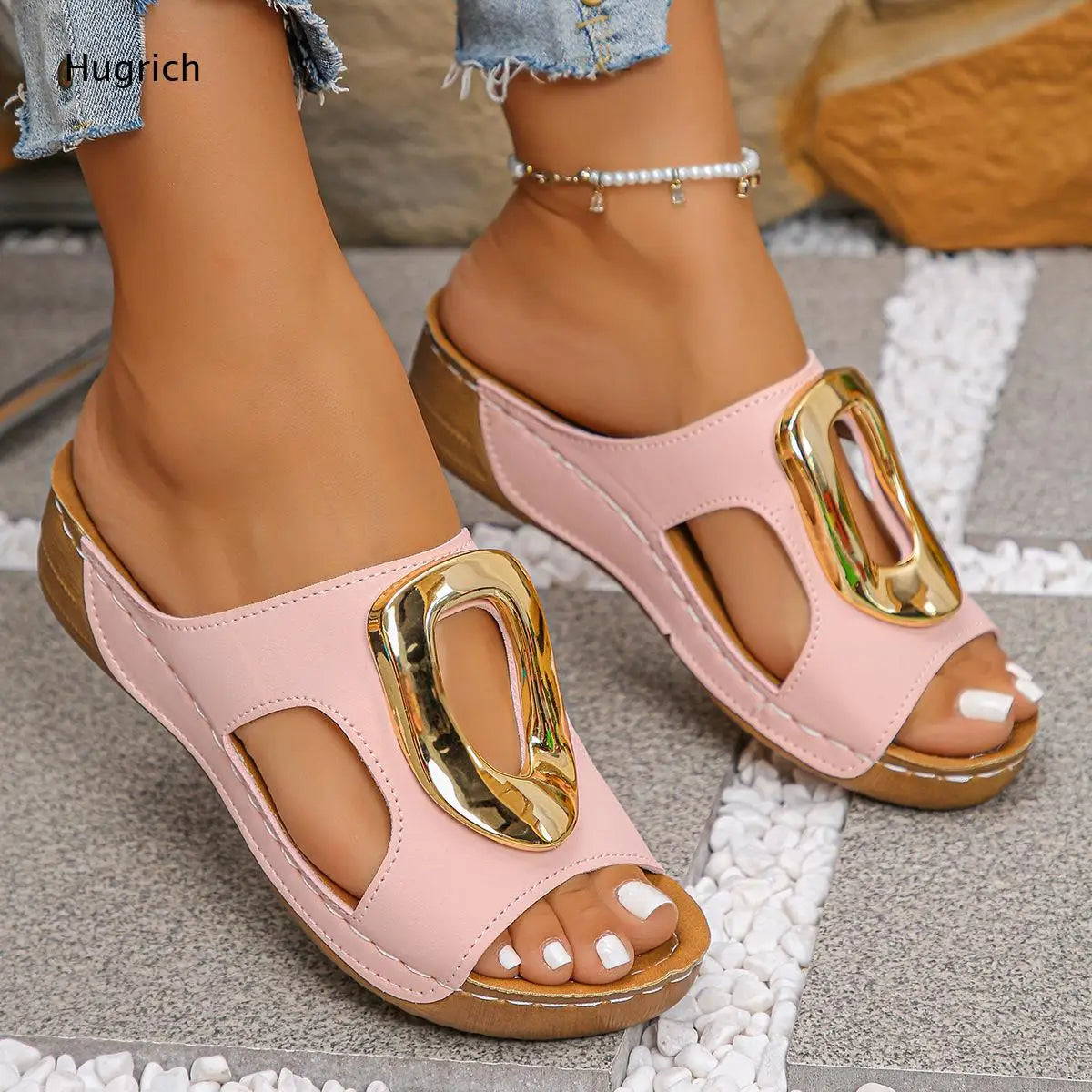 Fashion Hollow Out Wedge Sandals Oversized Gold Metal Decor Open Toe Slip On Platform Sole Outdoor Vacation Footwear