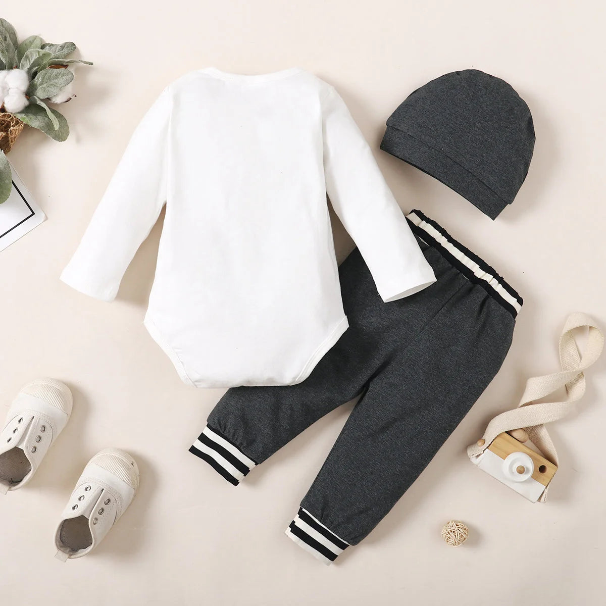 Winter 0-1 Years Old Infant Baby Boys Long  Sleeved  Letter Printing   Romper  Sports  Pants  3-Piece  Set  With  Hat