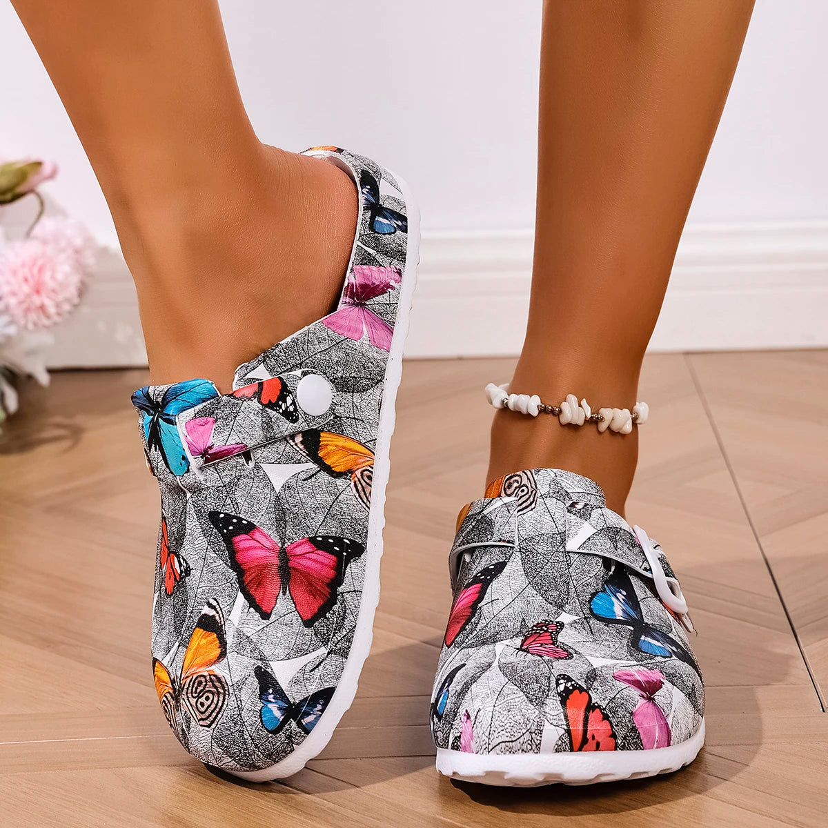 New Women's Fashionable Slip-On Slippers Elegant Black-Gray Butterfly Watermark Wedge Heel with Durable Soft Sole Comfortable Fo