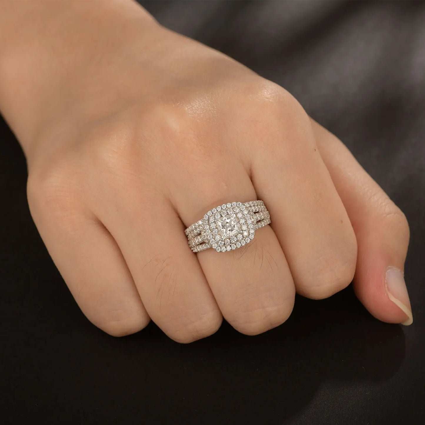 Newshe Certified Moissanite Weddings Ring Set for Women Luxury 925 Sterling Silver Halo Princess Cut Elegant Jewelry