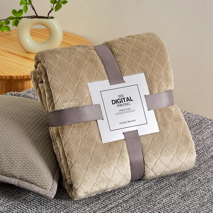 Fluffy Coral Velvet Blanket Flannel Plush Comfortable Thickened and Warm Soft Sofa Throw Blanket for Air-Conditioned Room Luxury