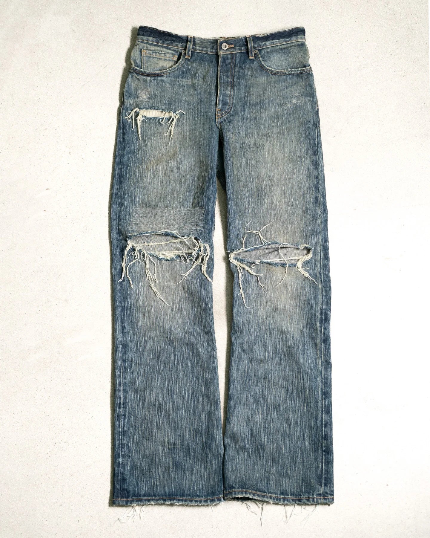 American Hollowed Out and Ripped Design Washed Denim Pants Hip-hop High Street Style Worn Edges Old Straight Leg Wide Leg Pants