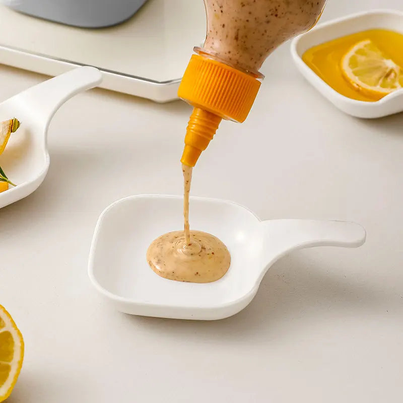 1Set Dipping Dish Set Household Seasoning Dry Dish Mini Plate BBQ Vinegar Dish Kitchen Supplies Restaurant Supplies