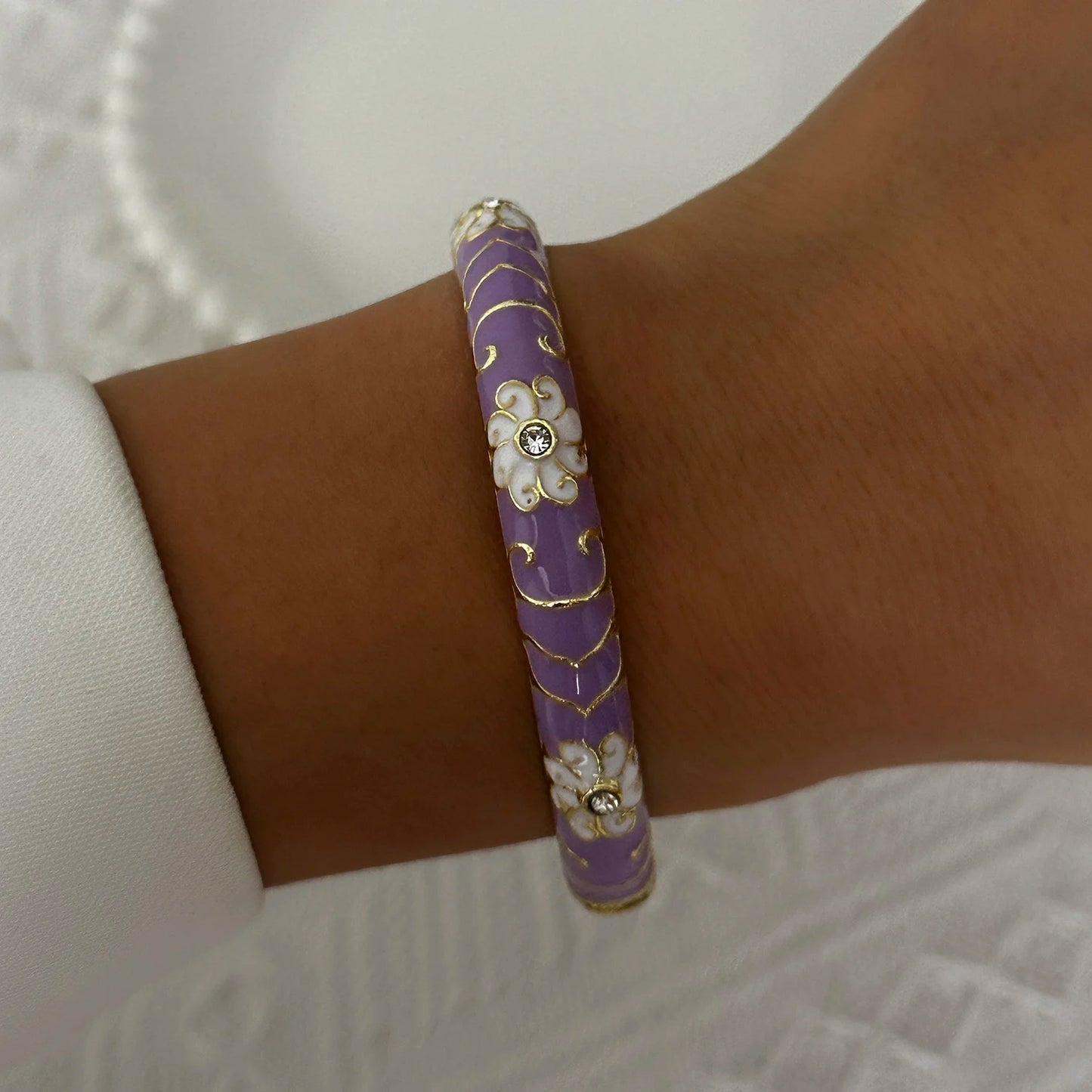 Elegant Enamel Dropped Glaze Flower Texture Bracelet For Women Retro Gold Plated Evil Eye Floral Zircon Bangle Party Jewelry