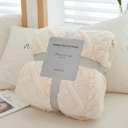 New Jacquard Rhombus Taffy Velvet Blanket Single Layer Double Sided Milk Velvet Soft Warm Throw Blanket for Sofa Bed Office Air