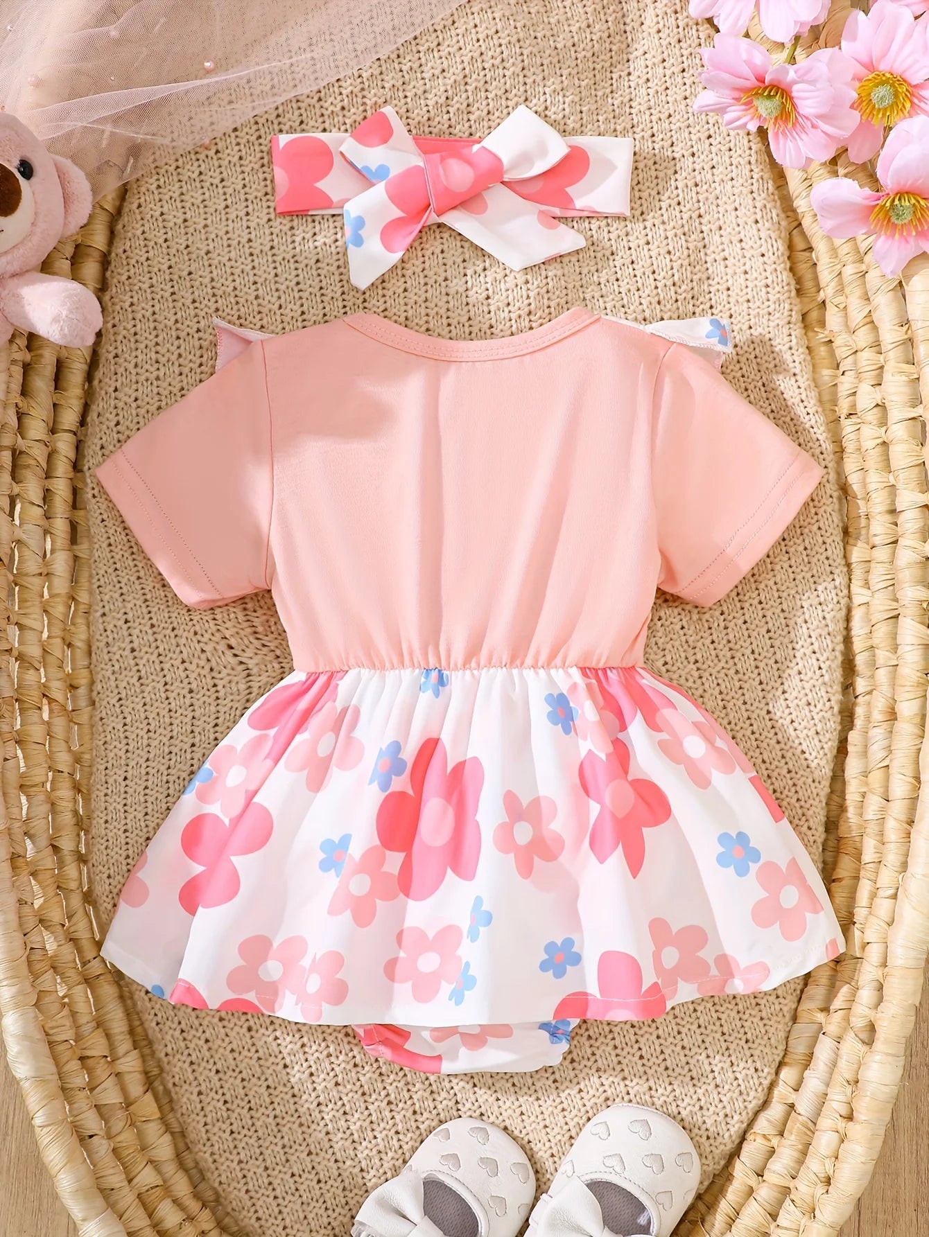 Two-Piece Set of Baby Girl Casual Dresses for Spring and Summer, Cute and Sweet Style Dresses with Cartoon Bear Patches, Floral Digital Print Patterns, Baby Girl Romper and Headband