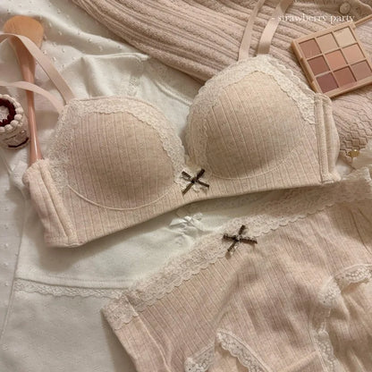 Teenage Sexy Lace Floral Bra Set Comfortable Non-steel Ring Beauty Back Small Breasts Gathered up Support Anti-Sagging Bra Set