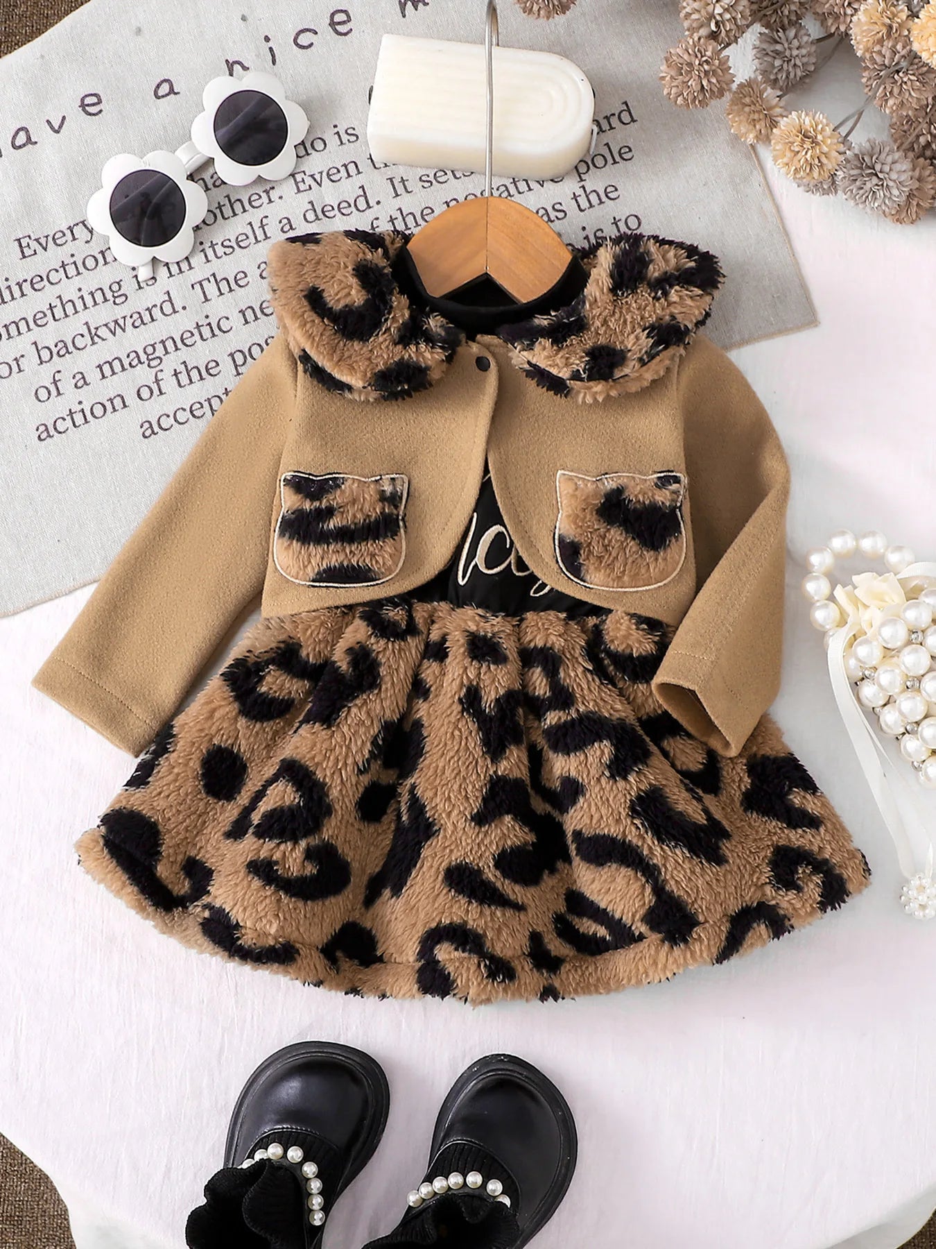 Baby Girl's "Little Princess" Leopard Print Plush Dress + Lapel Short Coat Set, Warm and Stylish Two-Piece Set for Autumn and Winter