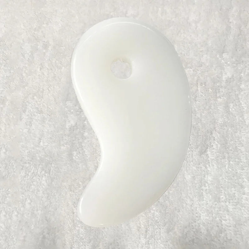 Heart Shape Face SPA Massage Facial Beauty Scraping Massage Face Massager Guasha Board Massager for Face Body Beauty Healty Tool