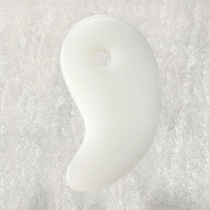 Heart Shape Face SPA Massage Facial Beauty Scraping Massage Face Massager Guasha Board Massager for Face Body Beauty Healty Tool