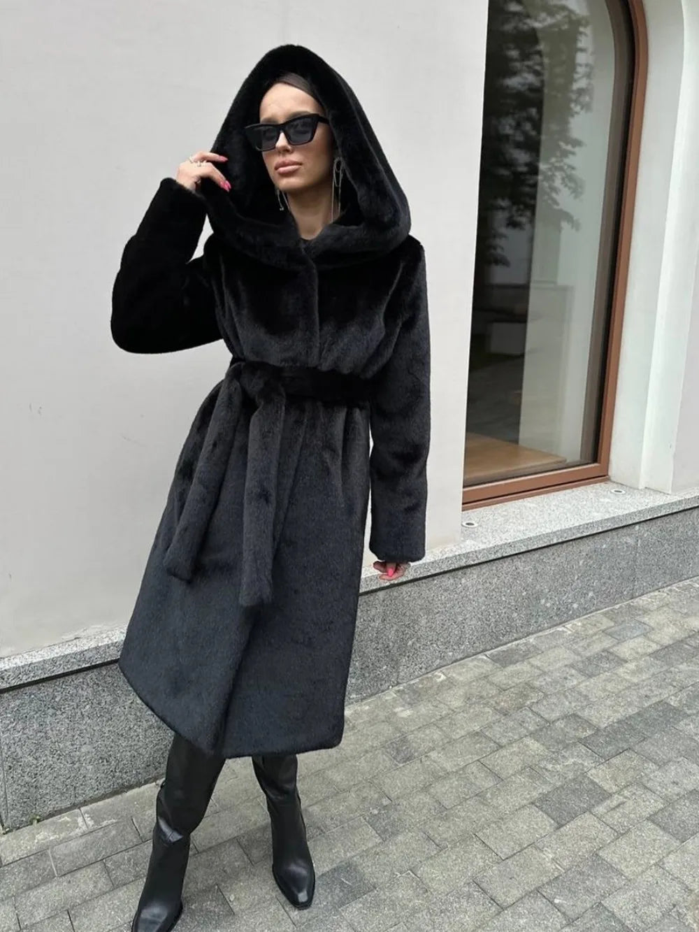 Luxury Long Faux Mink Fur Coat Women 2026 Warm Belted Hooded Fluffy Fur Jacket Thick Chunky Women's Winter Overcoat Outerwear