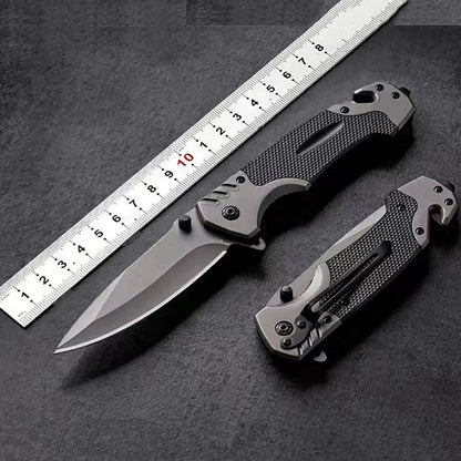 This multi-functional folding knife is a sharp survival knife, suitable for outdoor camping, wilderness survival and fishing