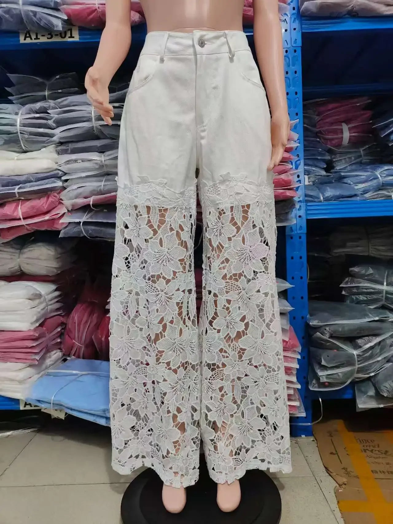 High Waist Wide Leg Jeans Pants Summer Fashionable Lace Splicing Hollow Out Denim Draping Jeans Ladies Cotton Zipper Spring
