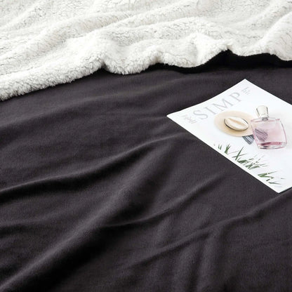 Sherpa Fleece Blanket Throw Black Soft Reversible Thick Plush Blankets Microfiber Winter Bed Blanket for Camping Couch Sofa