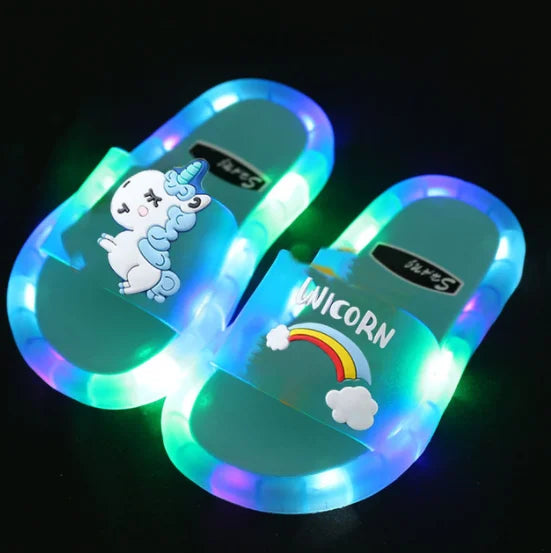 Girl Slippers Children LED Kids Slippers Baby Bathroom Sandals Kids Shoes for Girl Boys Light Up Shoes Toddler