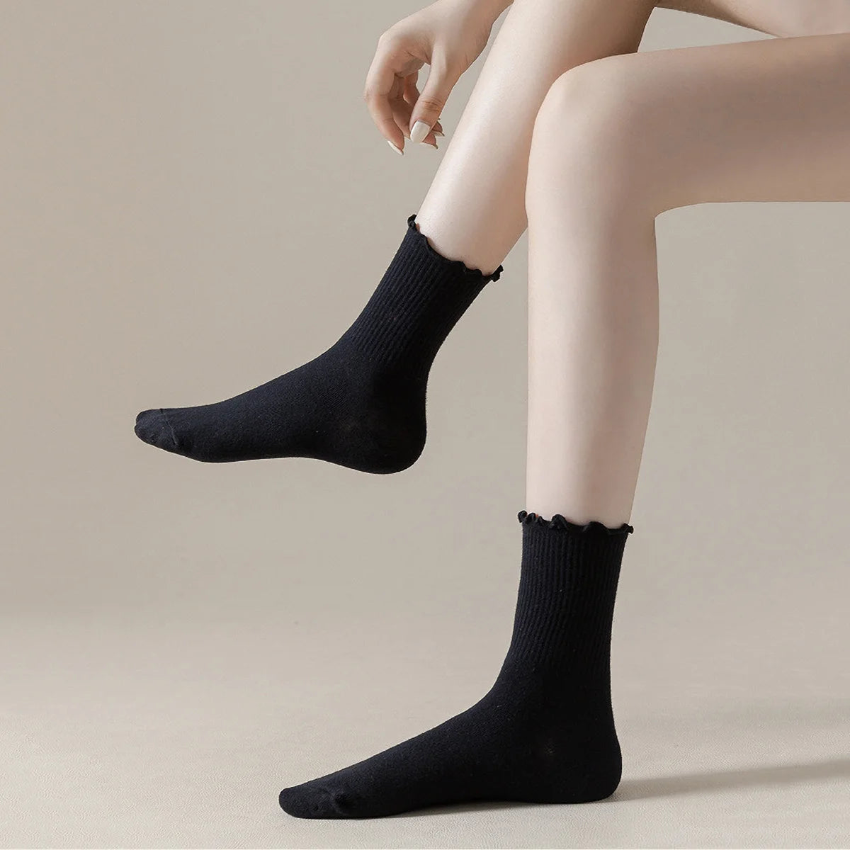 1/5 Pairs Women Ruffle Frilly Socks Black White Novelty Funny Ankle Socks Cute Solid Breathable Fashion Crew Socks