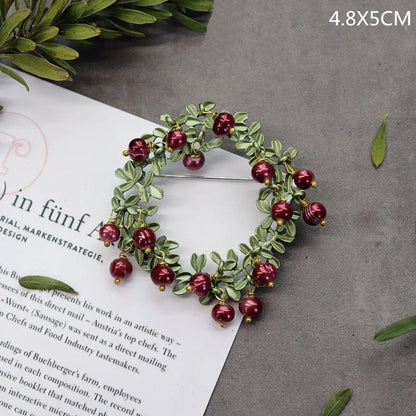 Creative Handmade Exquisite Green Plant Brooch Corsage Woman Retro Pearl Brooches Coat Accessories Jewelry